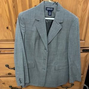 Women’s blazer size 10P